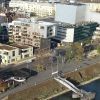 Das Luftbild zeigt den Bereich der Rheinuferpromenade, an dem der Platz der Kinderrechte entstehen soll